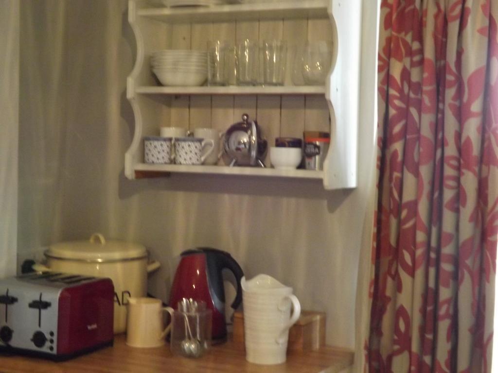 The Swallows Guest House New Quay  Extérieur photo